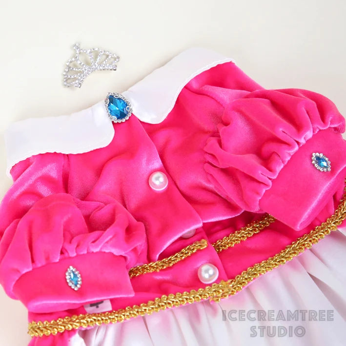 Princess Peach Outfit Set