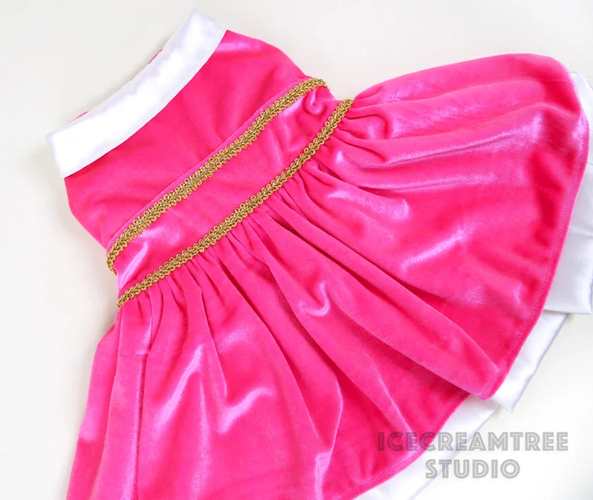 Princess Peach Outfit Set