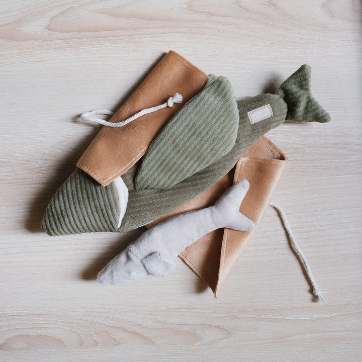 Flying Fish Enrichment Snuffle Toy