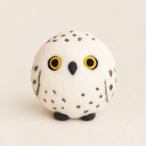 Snow Owl Beastball Wool Dog Toy