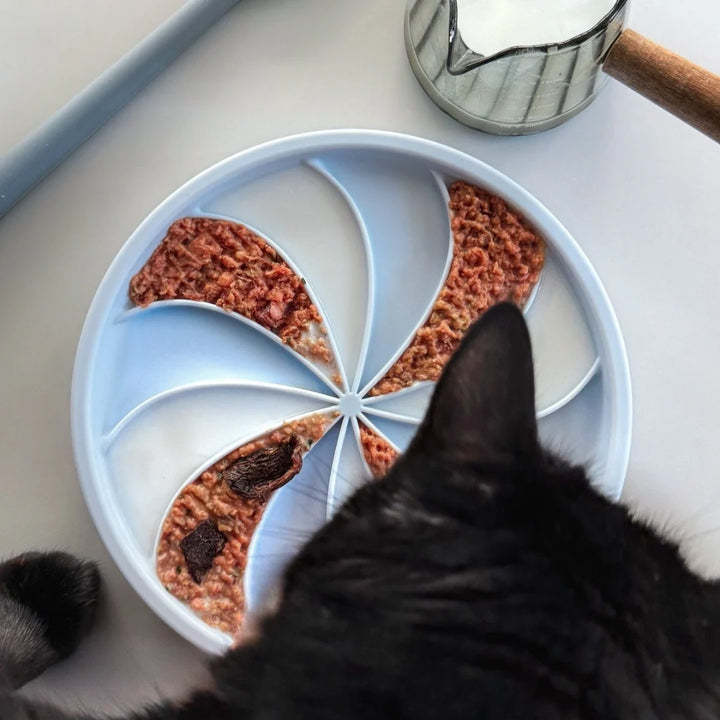 Wheelies Lick Mat &amp; Lid
