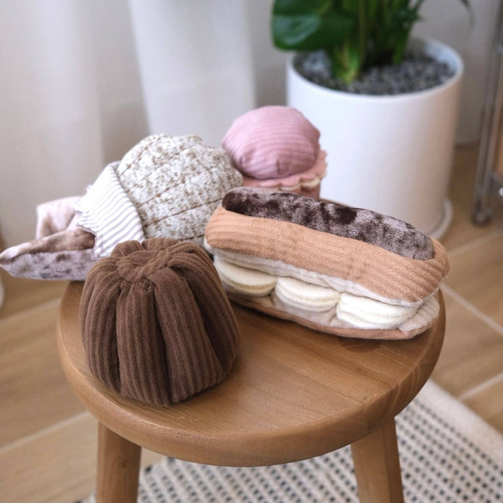 Eclair Enrichment Dog Toy