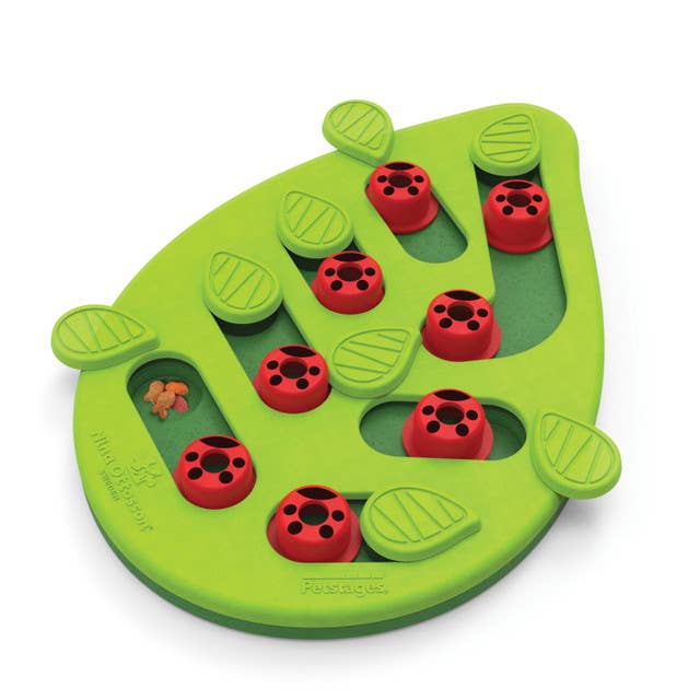 Puzzle &amp; Play Buggin Out Cat Game Toy